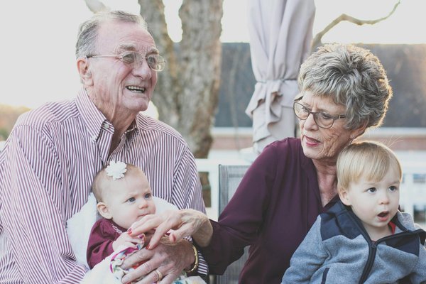 Mutuelle santé seniors : guide pratique pour bien choisir